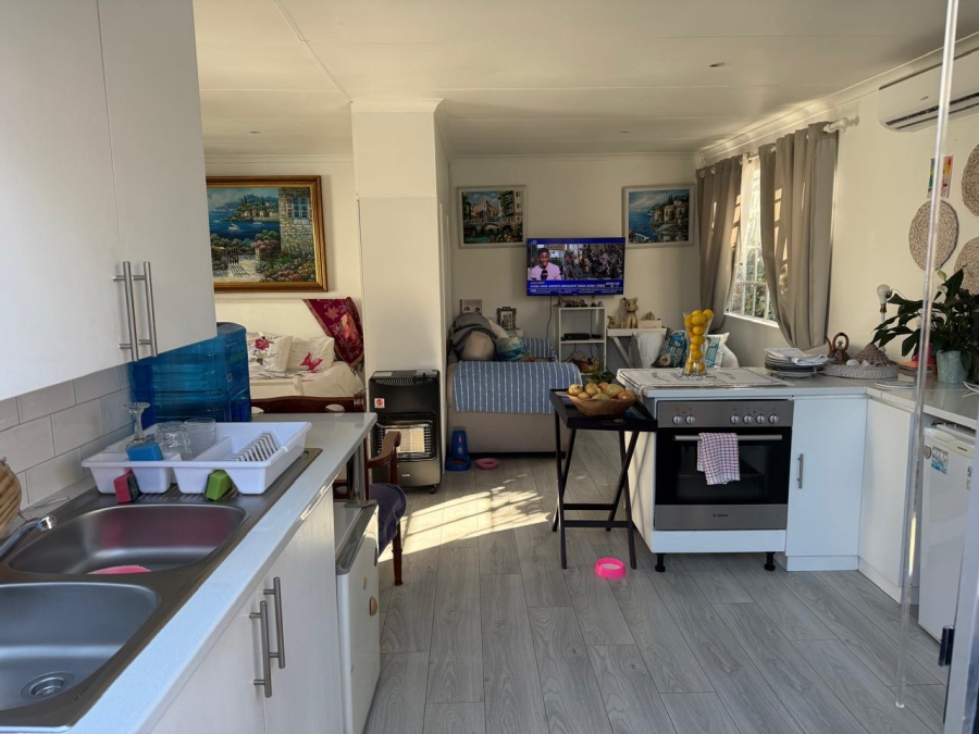 3 Bedroom Property for Sale in Brackenhurst Gauteng