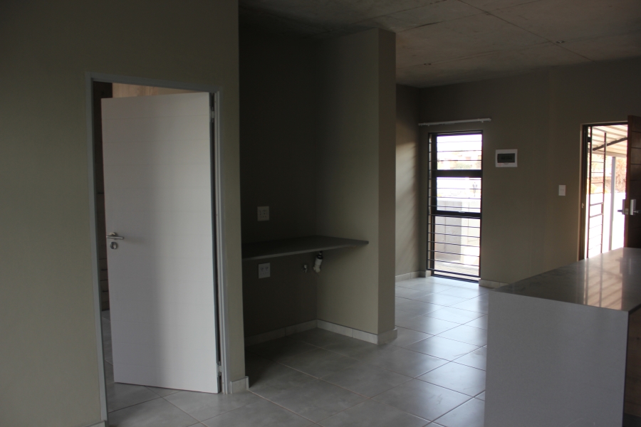 To Let 2 Bedroom Property for Rent in Hazeldean Gauteng