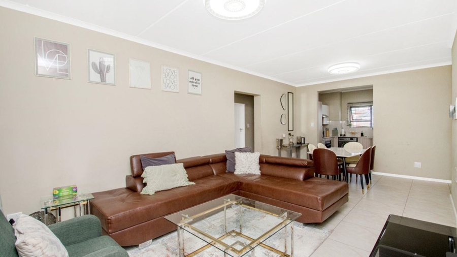 To Let 3 Bedroom Property for Rent in Noordhang Gauteng