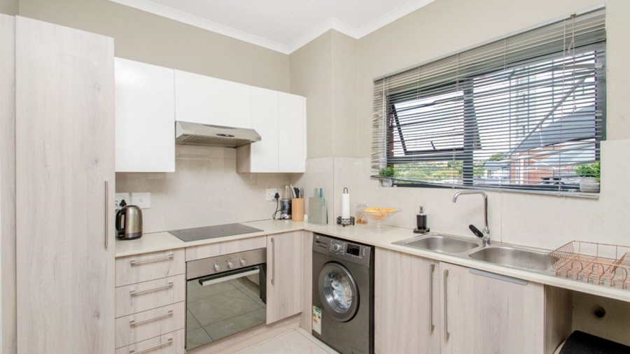 To Let 3 Bedroom Property for Rent in Noordhang Gauteng