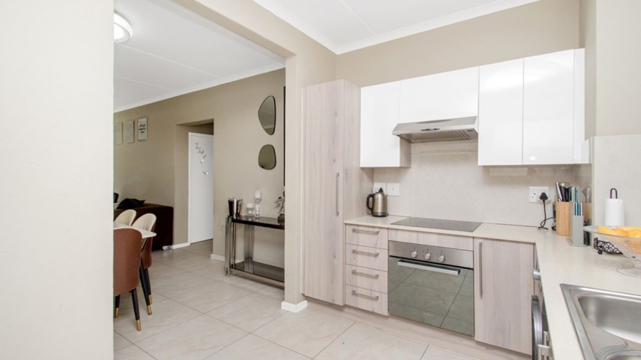 To Let 3 Bedroom Property for Rent in Noordhang Gauteng
