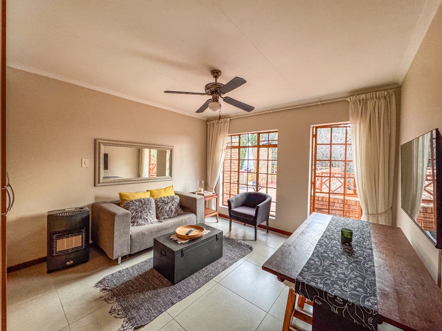 To Let 2 Bedroom Property for Rent in Silver Lakes Golf Estate Gauteng