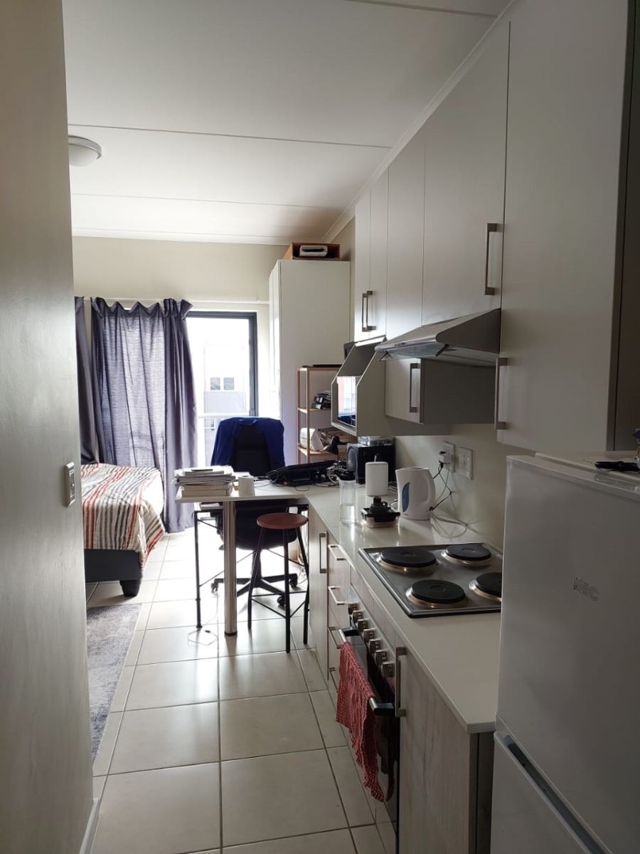 To Let 0 Bedroom Property for Rent in Grand Central Gauteng
