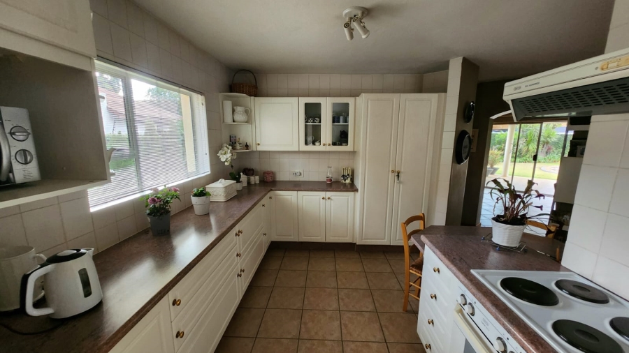 3 Bedroom Property for Sale in Eldoraigne Gauteng