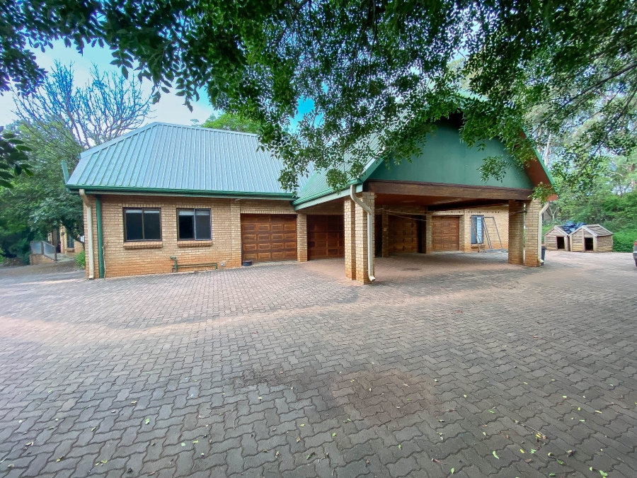 15 Bedroom Property for Sale in Zwavelpoort Gauteng