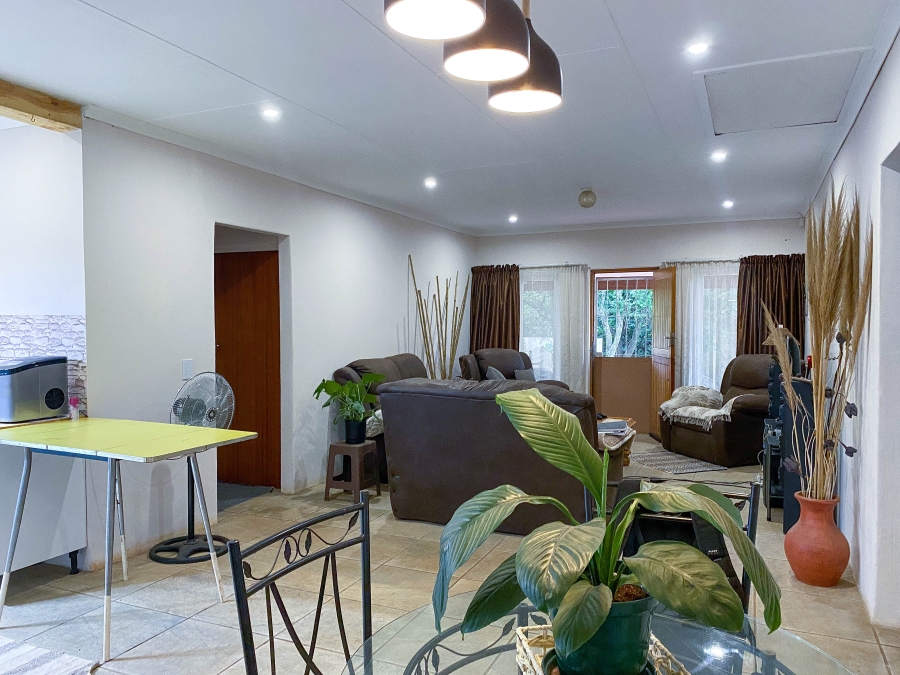 15 Bedroom Property for Sale in Zwavelpoort Gauteng