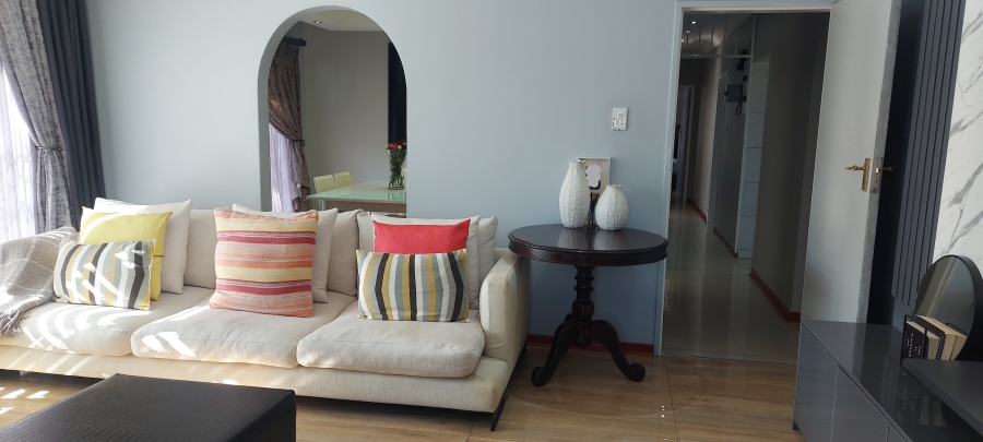 3 Bedroom Property for Sale in Farrarmere Gauteng