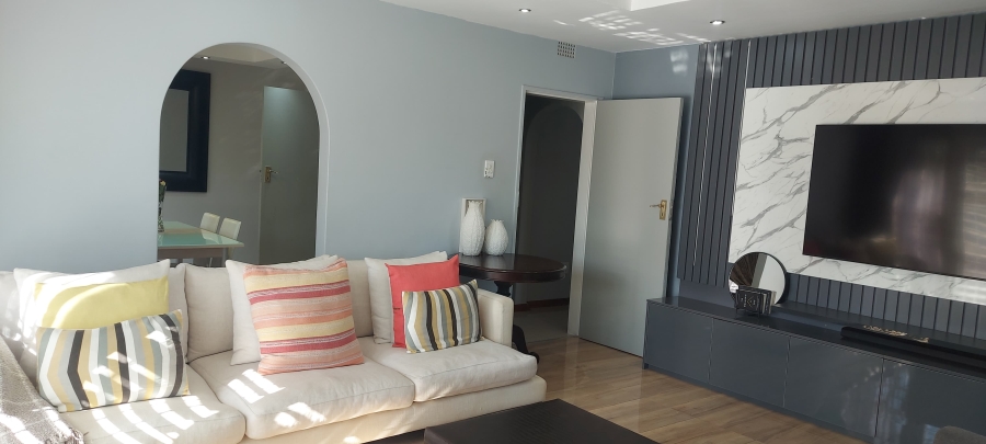 3 Bedroom Property for Sale in Farrarmere Gauteng