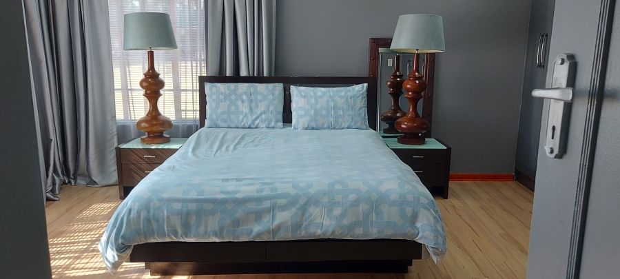 3 Bedroom Property for Sale in Farrarmere Gauteng