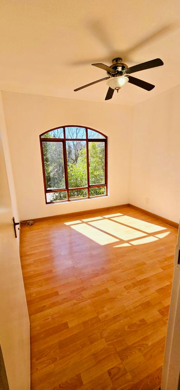 To Let 1 Bedroom Property for Rent in Lonehill Gauteng