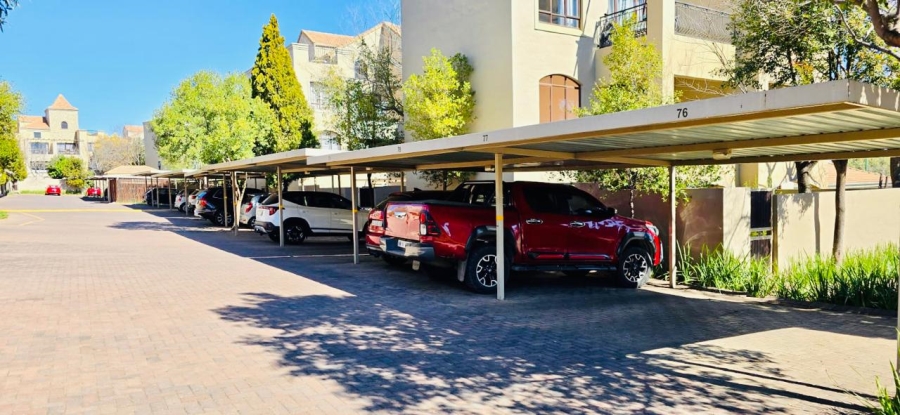 To Let 1 Bedroom Property for Rent in Lonehill Gauteng