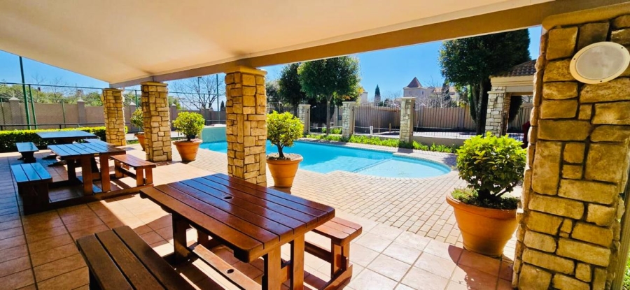 To Let 1 Bedroom Property for Rent in Lonehill Gauteng