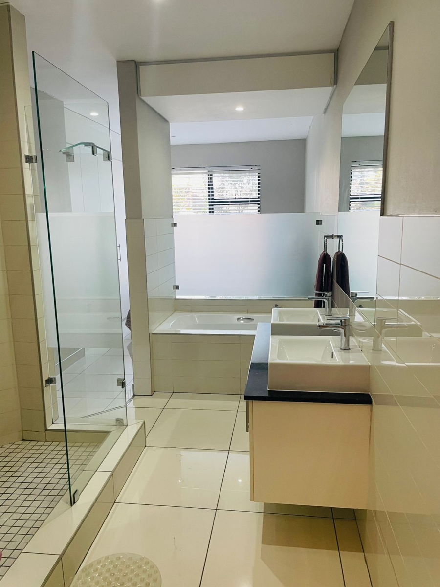 2 Bedroom Property for Sale in Rivonia Gauteng