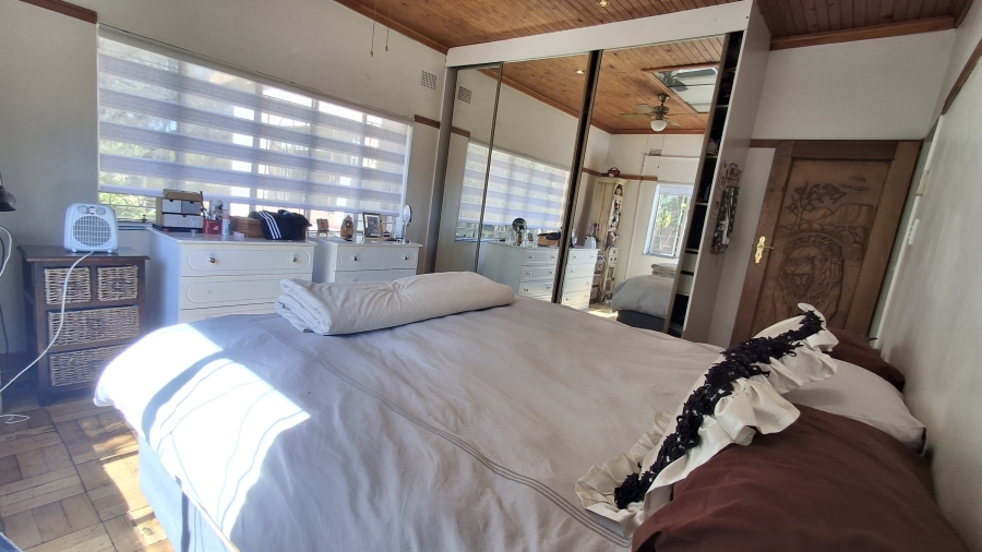 5 Bedroom Property for Sale in Pretoria Gardens Gauteng