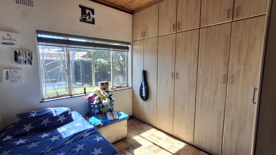 5 Bedroom Property for Sale in Pretoria Gardens Gauteng