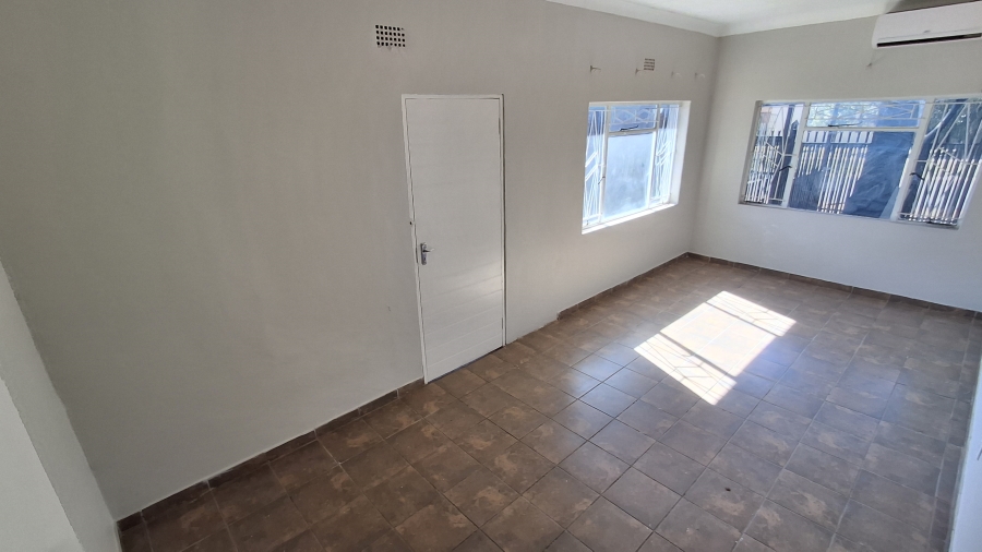 4 Bedroom Property for Sale in Pretoria Gardens Gauteng
