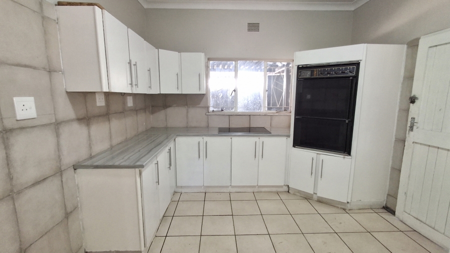 4 Bedroom Property for Sale in Pretoria Gardens Gauteng