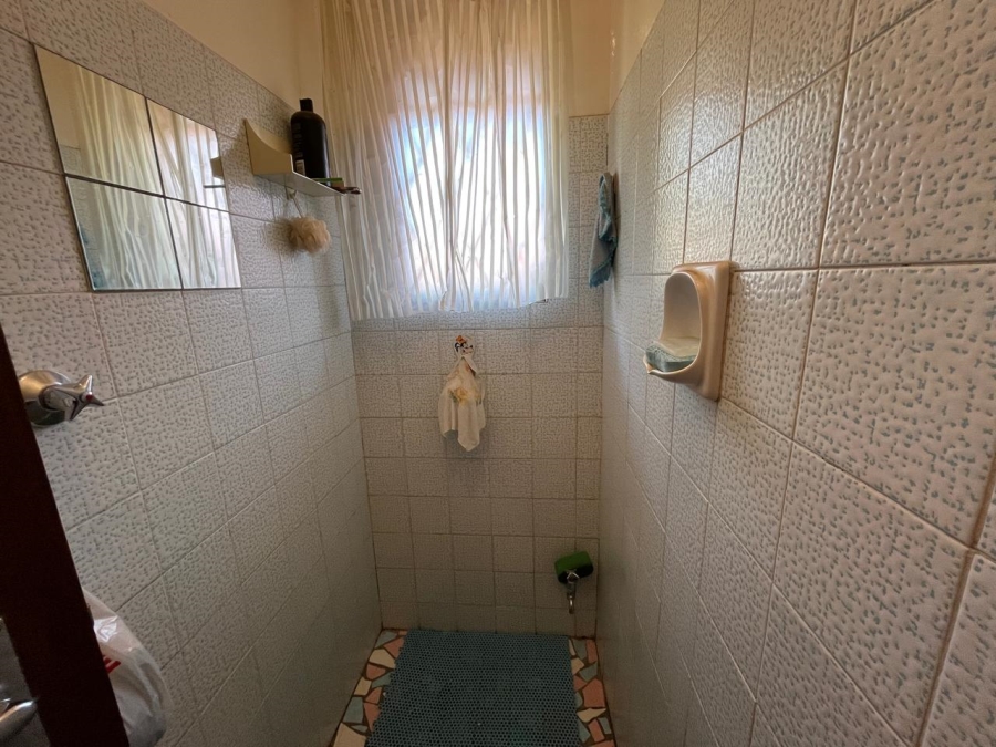 4 Bedroom Property for Sale in Florida Park Gauteng
