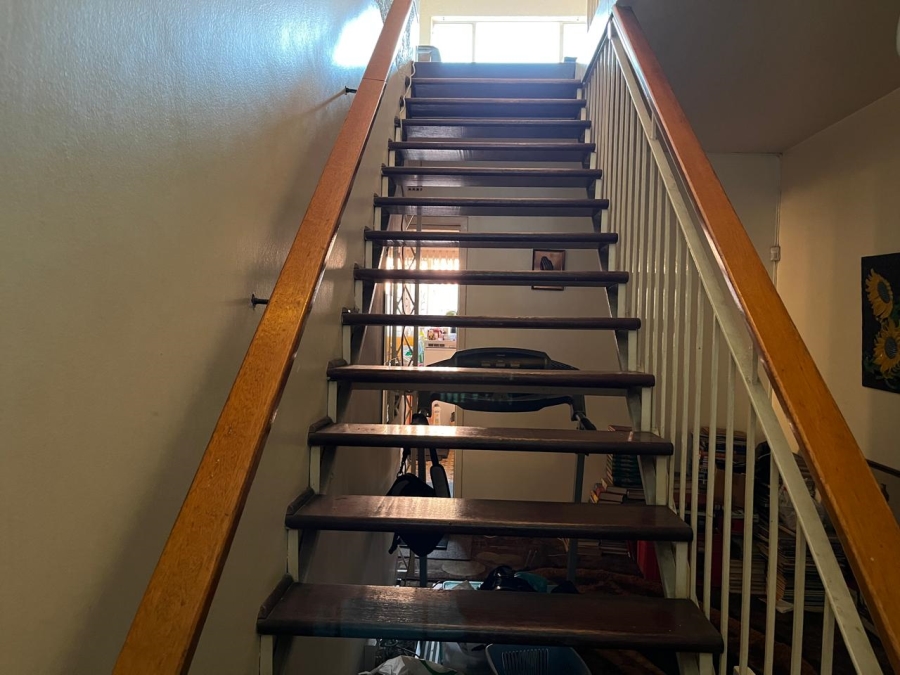 4 Bedroom Property for Sale in Florida Park Gauteng