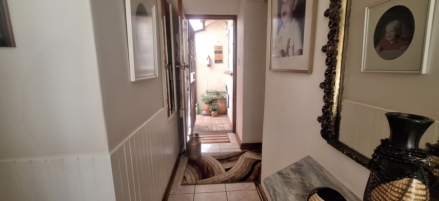 3 Bedroom Property for Sale in Westonaria Gauteng
