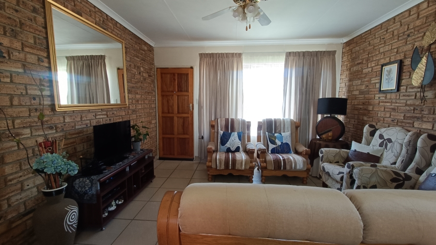 2 Bedroom Property for Sale in Krugersdorp North Gauteng