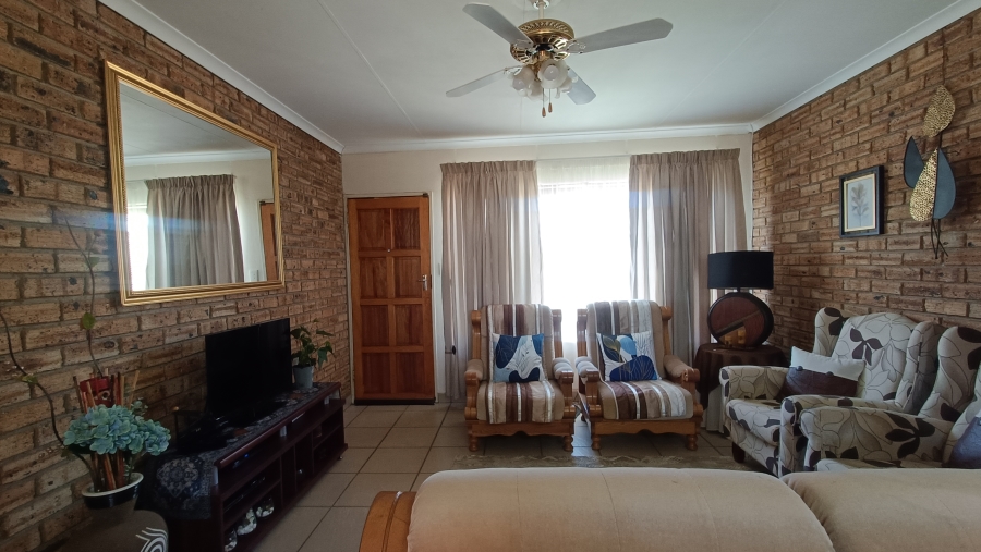 2 Bedroom Property for Sale in Krugersdorp North Gauteng