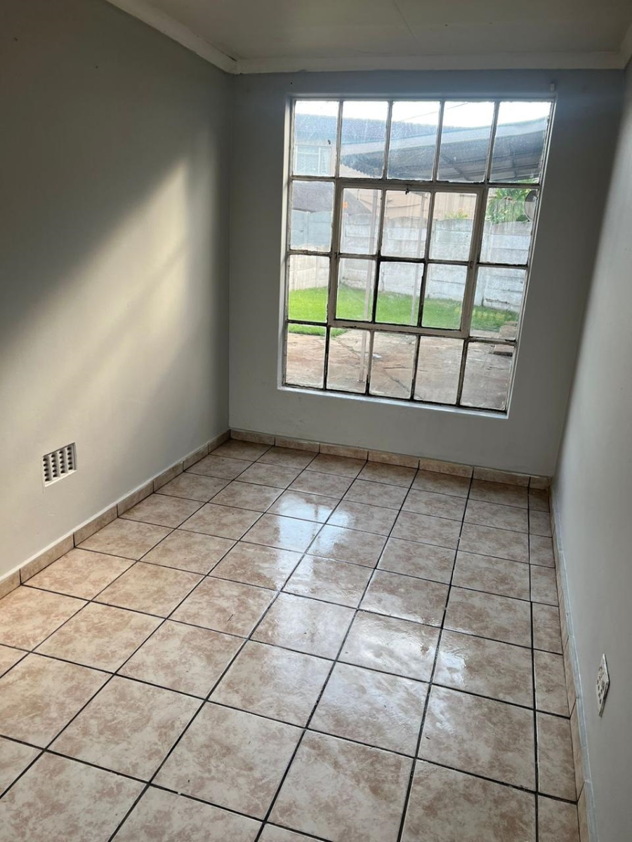 To Let 3 Bedroom Property for Rent in Brenthurst Gauteng