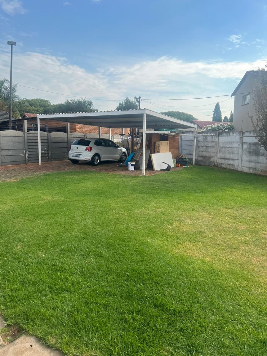 To Let 3 Bedroom Property for Rent in Brenthurst Gauteng