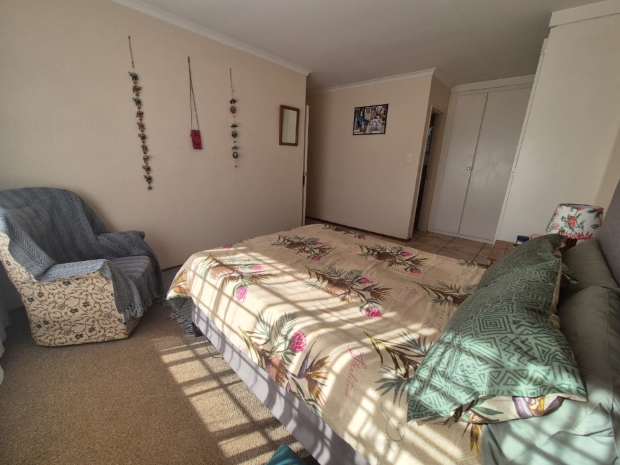 3 Bedroom Property for Sale in Roodekrans Gauteng