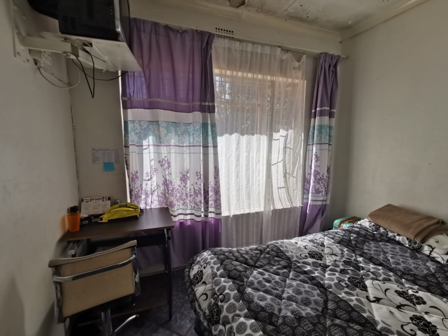 3 Bedroom Property for Sale in Brackendowns Gauteng