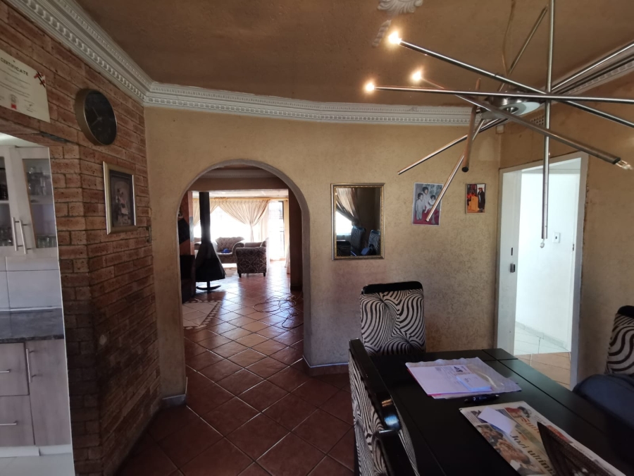 3 Bedroom Property for Sale in Brackendowns Gauteng