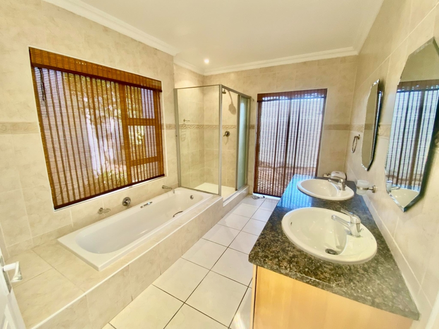 To Let 4 Bedroom Property for Rent in Morningside Gauteng