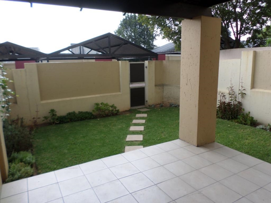 2 Bedroom Property for Sale in Douglasdale Gauteng