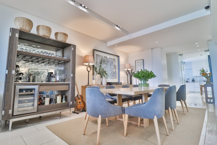 3 Bedroom Property for Sale in Sandhurst Gauteng