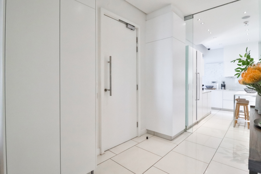 3 Bedroom Property for Sale in Sandhurst Gauteng