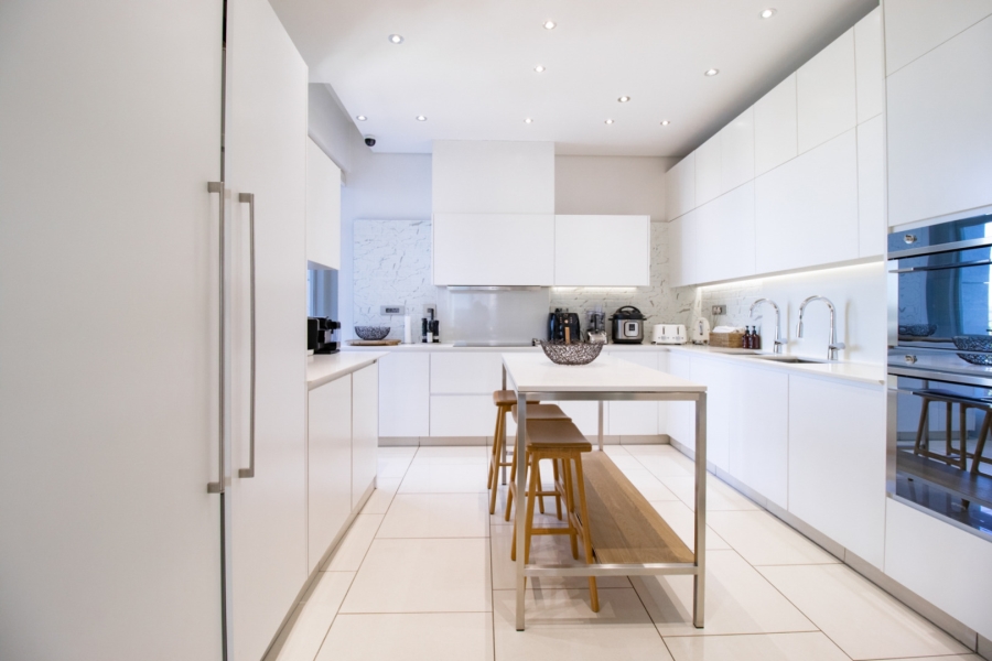 3 Bedroom Property for Sale in Sandhurst Gauteng