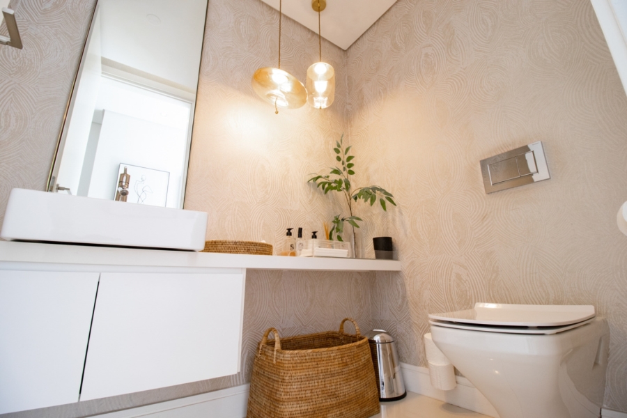 3 Bedroom Property for Sale in Sandhurst Gauteng