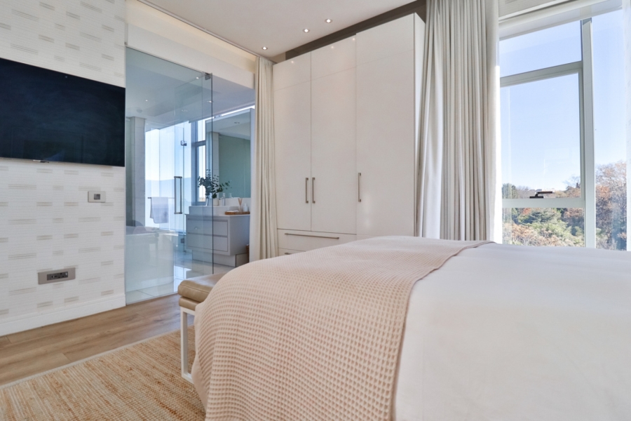 3 Bedroom Property for Sale in Sandhurst Gauteng