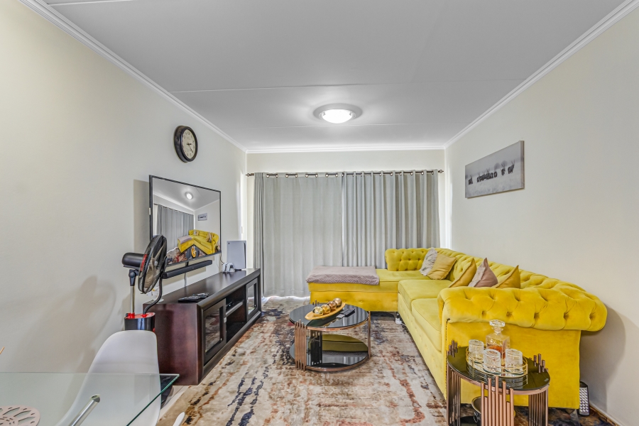 2 Bedroom Property for Sale in Kyalami Gauteng
