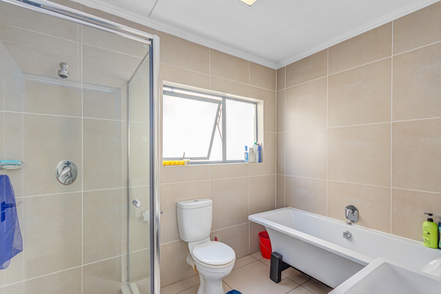 2 Bedroom Property for Sale in Kyalami Gauteng