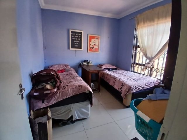 2 Bedroom Property for Sale in Brackendowns Gauteng