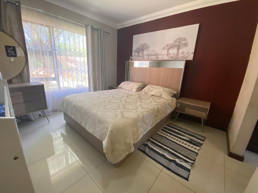 3 Bedroom Property for Sale in Brackendowns Gauteng