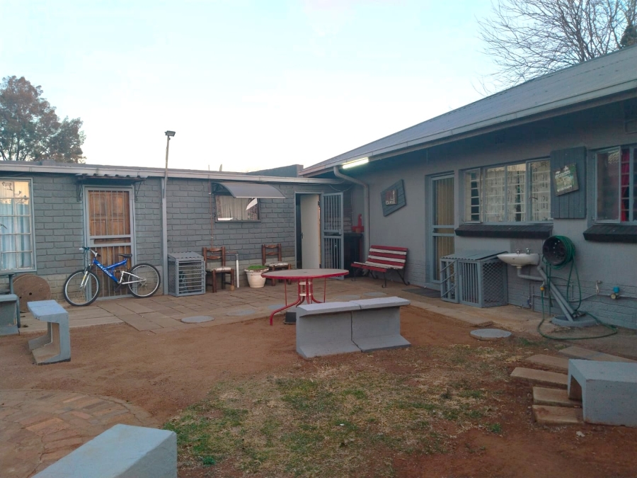 3 Bedroom Property for Sale in Kookrus Gauteng