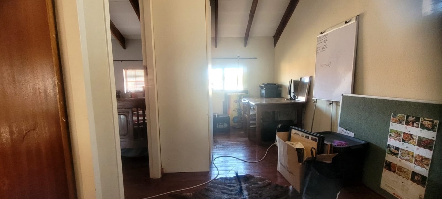 To Let 4 Bedroom Property for Rent in Rooihuiskraal Gauteng