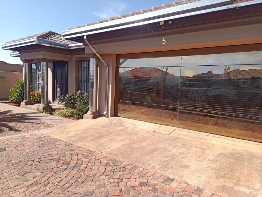 3 Bedroom Property for Sale in Villa Liza Gauteng