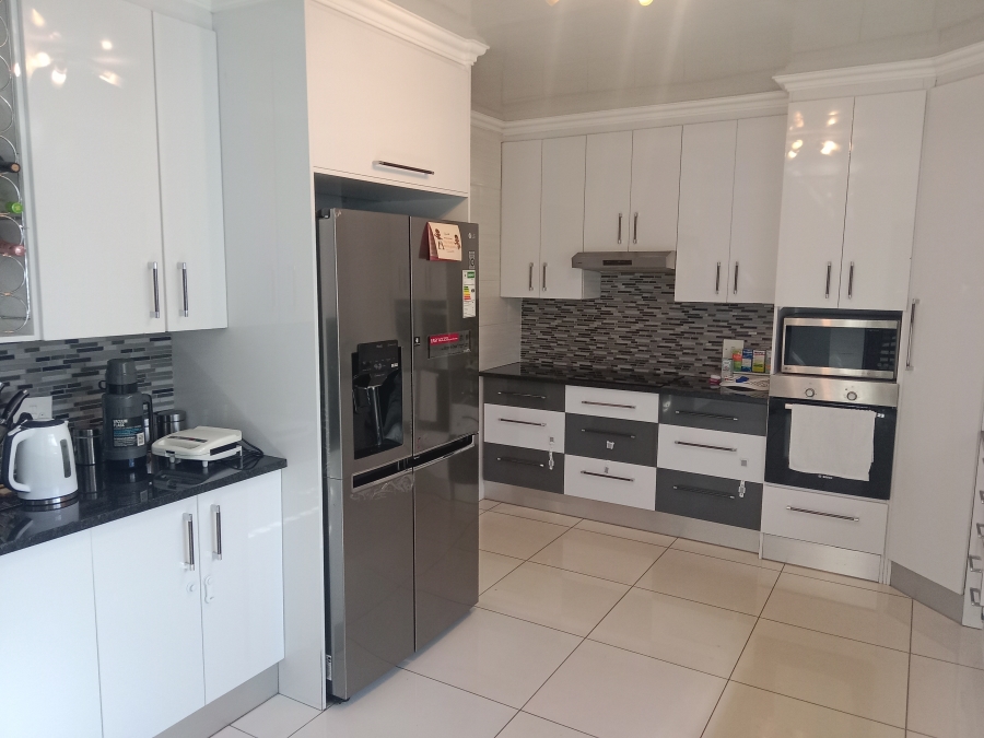 3 Bedroom Property for Sale in Villa Liza Gauteng