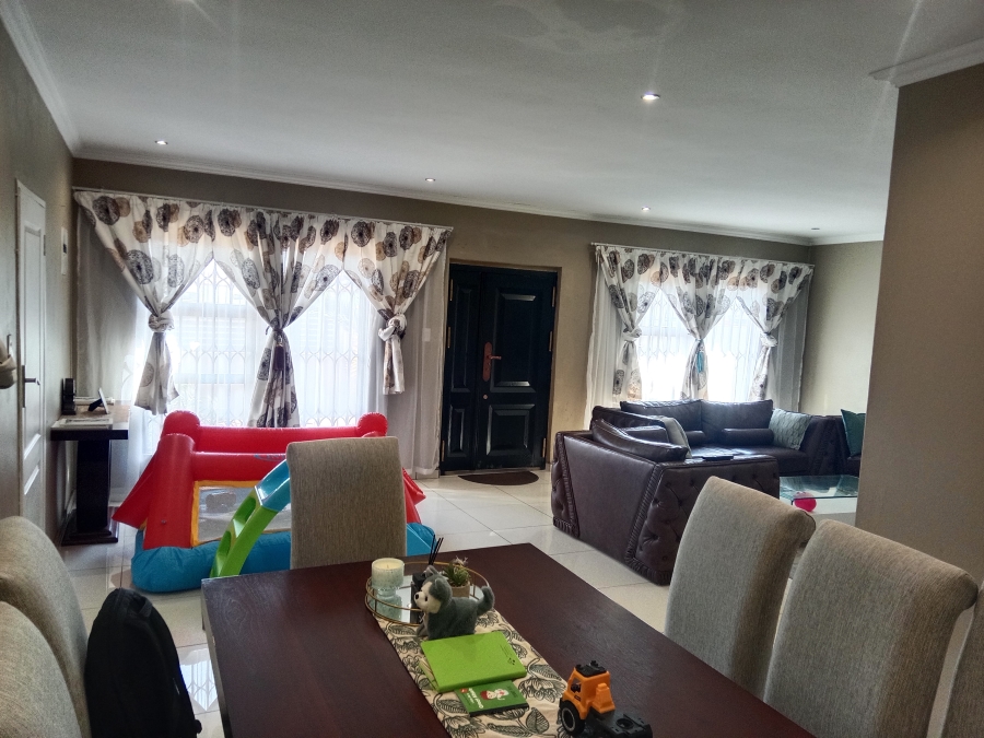 3 Bedroom Property for Sale in Villa Liza Gauteng