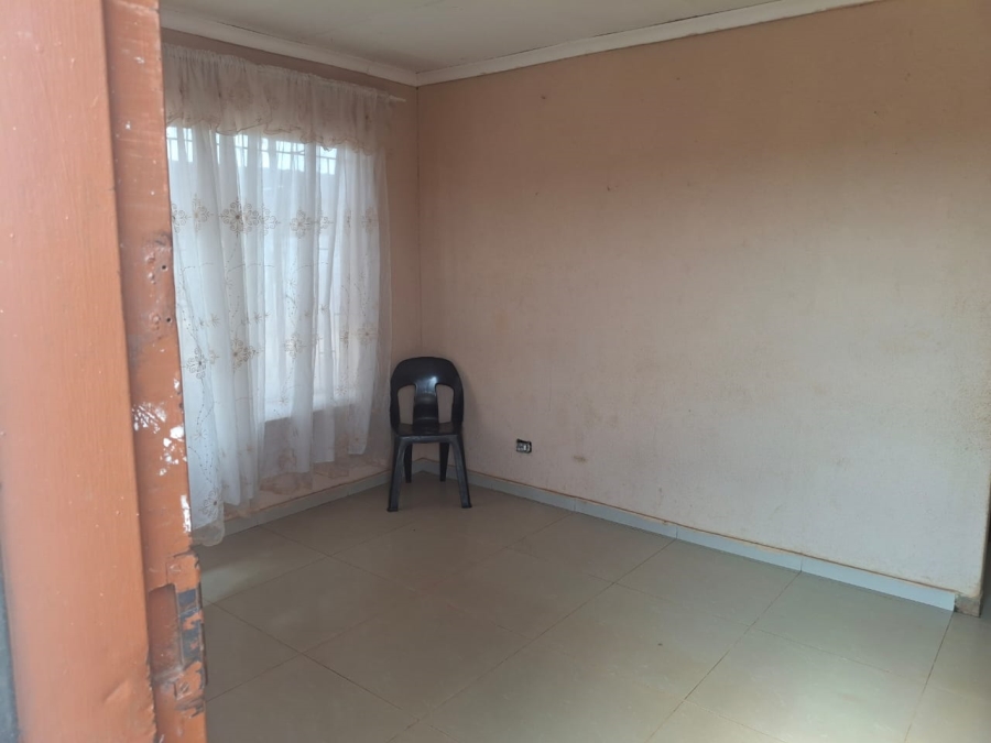 2 Bedroom Property for Sale in Venterspos Gauteng