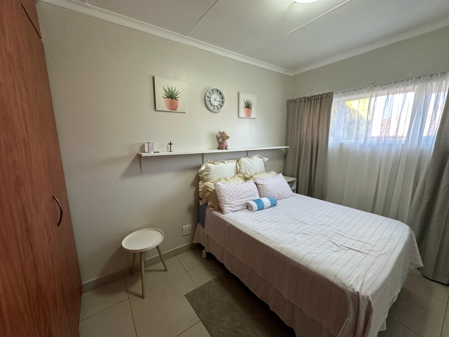 2 Bedroom Property for Sale in Bergtuin Gauteng