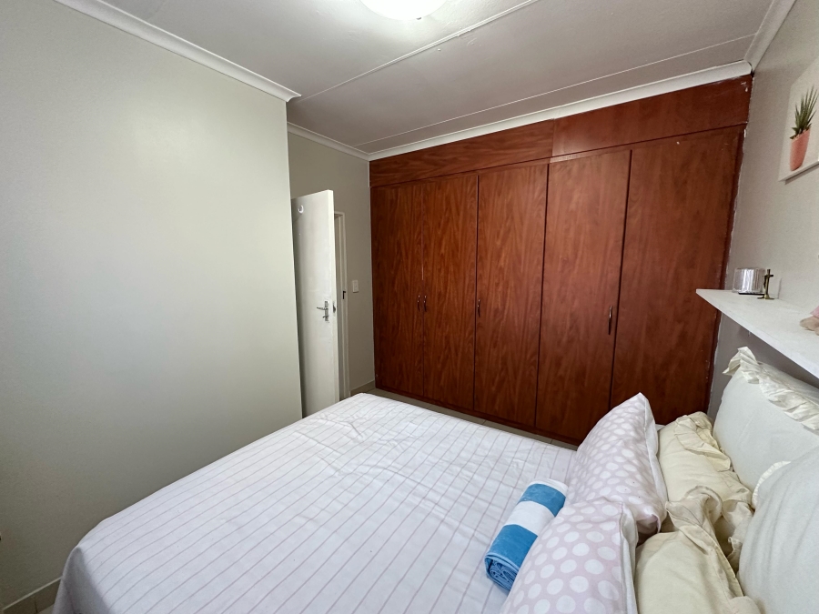 2 Bedroom Property for Sale in Bergtuin Gauteng